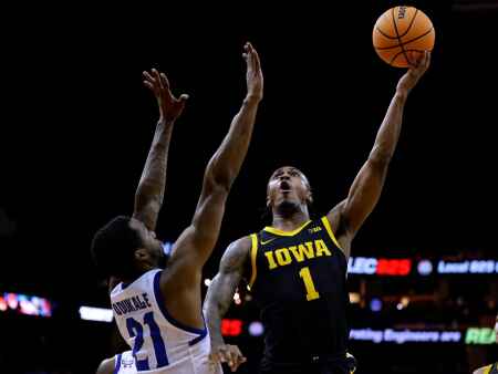 Iowa enters AP men’s basketball Top 25