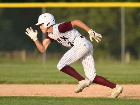Cael Bridgewater displays family’s competitive traits at North Linn