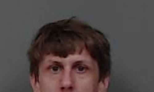 Shellsburg man will stay in jail pending drug conspiracy trial