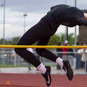 Mount Vernon girls, Solon boys rule the Wamac in track and field