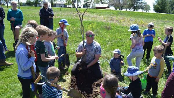 Homeschool students plant trees at Zillman’s Hickory Hills