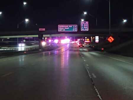 1 killed, 3 injured in overnight crash on I-380 in Cedar Rapids