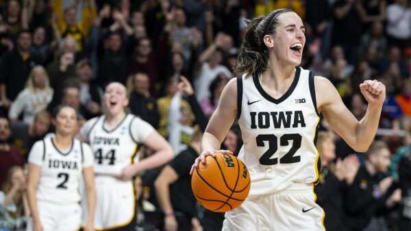 Hawkeyes give a rocking performance on a national stage behind megastar Caitlin Clark