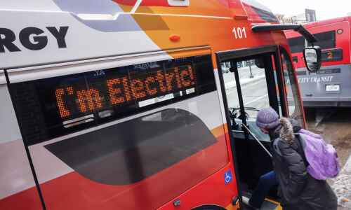 Iowa City looking to expand electric bus fleet