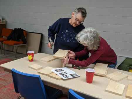 Building Bluebird Boxes at the Richland Public Library