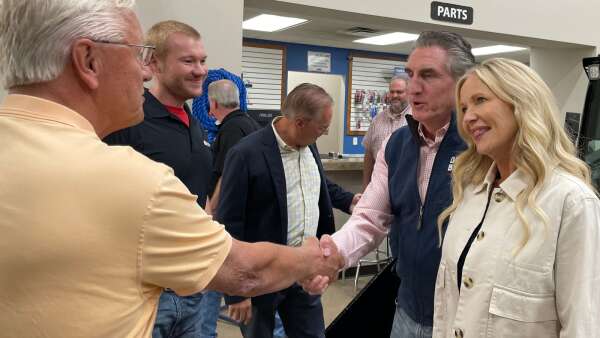 North Dakota Gov. Doug Burgum focuses on energy, economy in first Iowa campaign visit