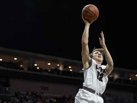 Photos: North Linn sails to state semifinals after defeating Madrid