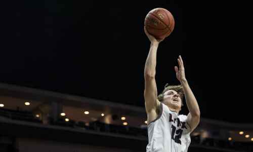 Photos: North Linn sails to state semifinals after defeating Madrid