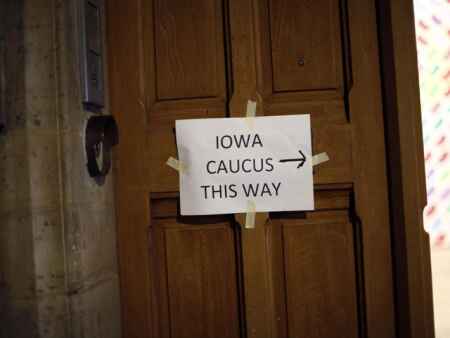 Lawmakers advance bill to nullify Iowa Democrats' mail-in caucus plan