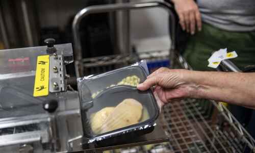 Johnson County Meals on Wheels reducing deliveries due to volunteer shortage