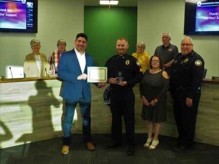 Washington police give annual recognition awards