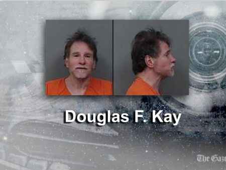 Man arrested after brief pursuit through northeast Cedar Rapids