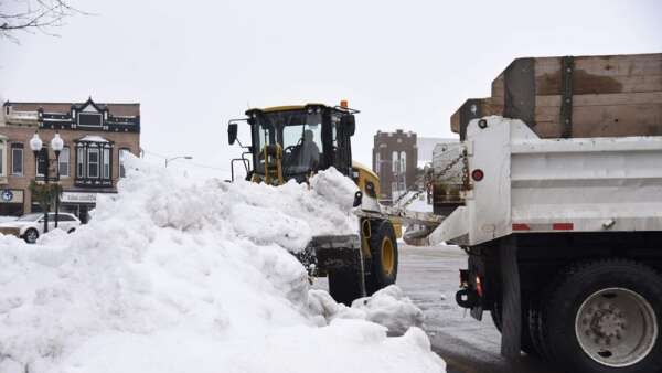 Foot of snow expected with Monday's storm: Here's the forecast