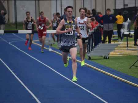 Clancy, Thompson set pace for Mount Mercy at HOA Meet