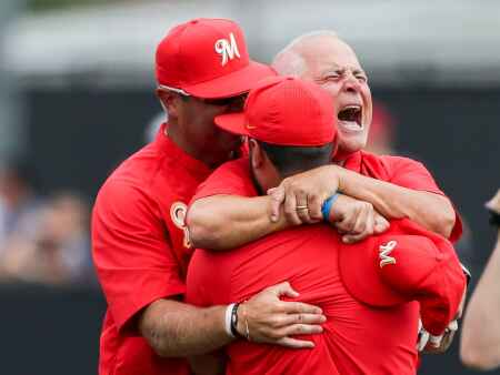 Photos: Marion vs. Dubuque Wahlert, Class 3A state baseball championship