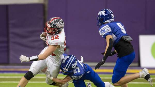 Friday’s Iowa high school state football scores, stats and more