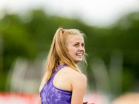 Kelly Proesch makes North Cedar history at state track