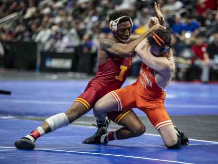 Iowa State trio makes the most of NCAA consolation matches