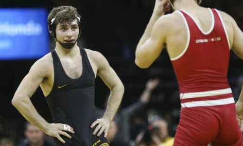 DeSanto and Schriever listed in Iowa’s probable lineup for OSU