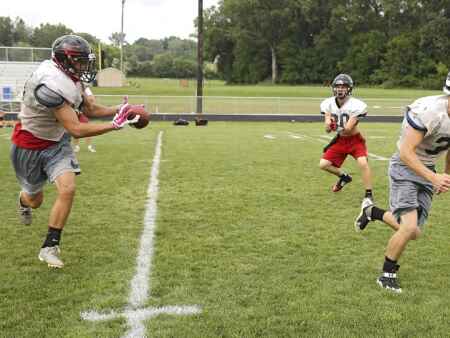 Central City’s unselfish rushing duo hopes to lead Wildcats to playoffs