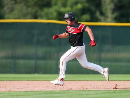Around the horn: Lisbon roars back and more baseball notables