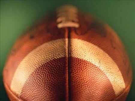 Prep football roundup: Dyersville Beckman shuts out Monticello