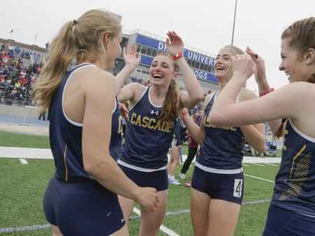 Cascade girls add to relay dynasty in distance medley, 800-meter relay wins