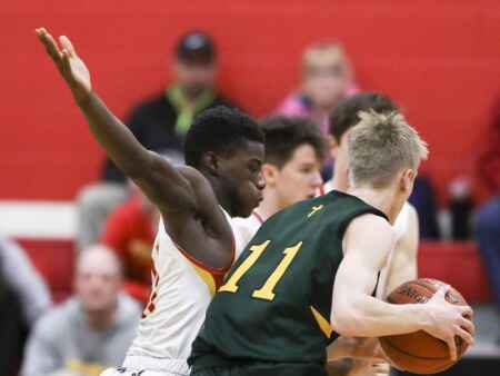 Photos: Marion vs. Dyersville Beckman, Iowa high school boys' basketball