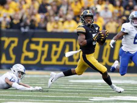 Tyrone Tracy Jr. next in line of Kelton Copeland’s vision of Iowa wide receivers