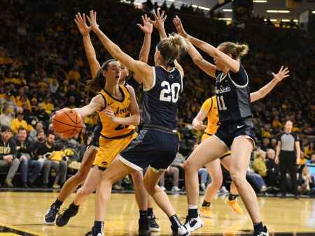 Surging Hawkeyes try to avoid the trap door at Penn State