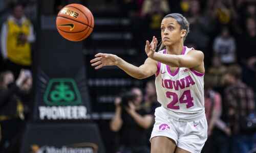 No. 6 Iowa vs. Minnesota women’s basketball glance: Time, TV, live stream, notes