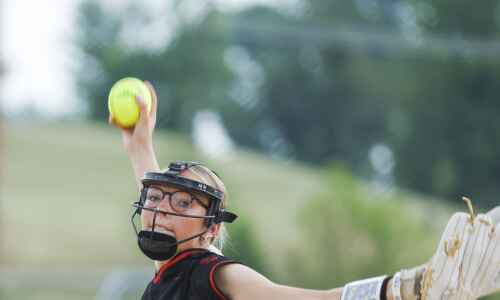 Jordyn Beck’s 5-inning perfect game leads Linn-Mar to a sweep