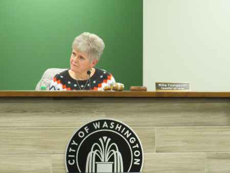 City reacts to charges against mayor