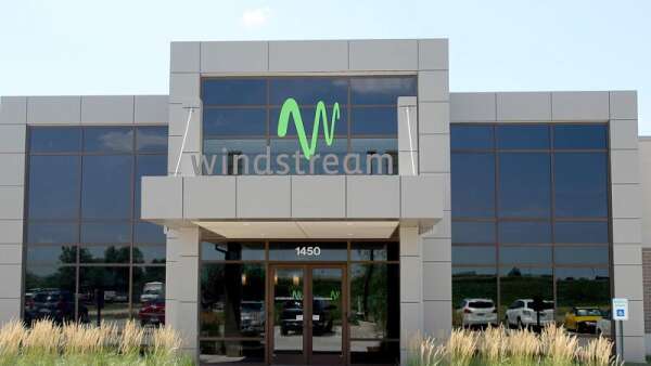 Windstream outage hits county government phones