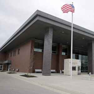 Cedar Rapids school district enrollment analysis to guide facility plans