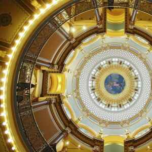 Iowa lawmakers approve sweeping tax changes