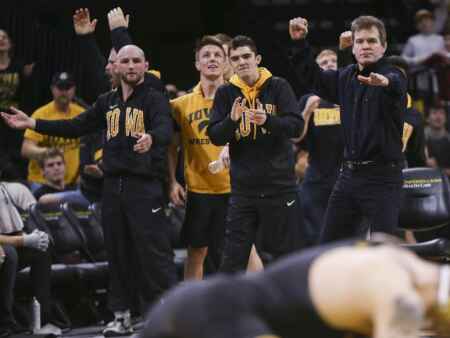 Wrestling is back and Iowa Hawkeyes should fly high