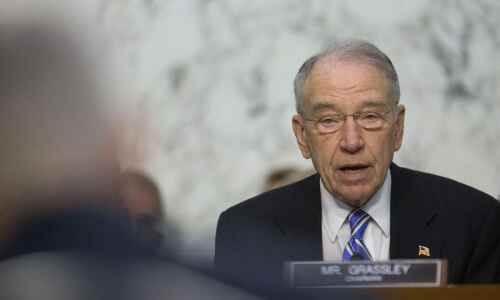 Grassley gives initial support to electoral act revisions