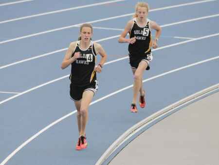 Mid-Prairie’s Hostetler sisters go 1-2 in 3,000 meters, set state record