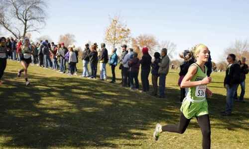 Springville-Central City sophomore Emily Staal marks Class 1A state debut with cross country title