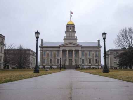 Iowa universities go up, down in USNews grad school rankings