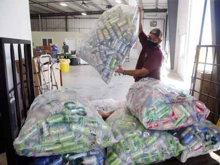 Iowa consumers throw away millions by forsaking nickel bottle deposits