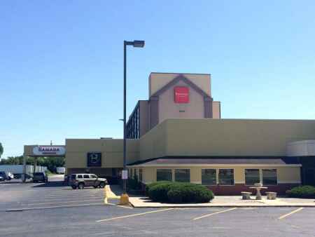 Cedar Rapids police seeking leads in hotel shooting