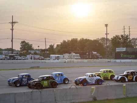 Out-of-state INEX drivers don’t make trip to Hawkeye Downs
