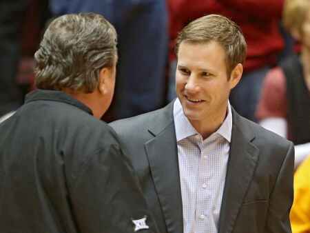 Hlas column: Whatever Hoiberg decides, it will be right