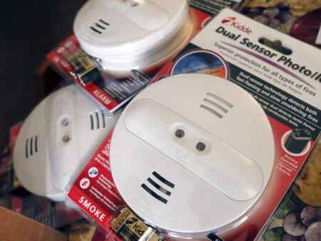 Free smoke alarms coming to Cedar Rapids area homes this weekend via Red Cross