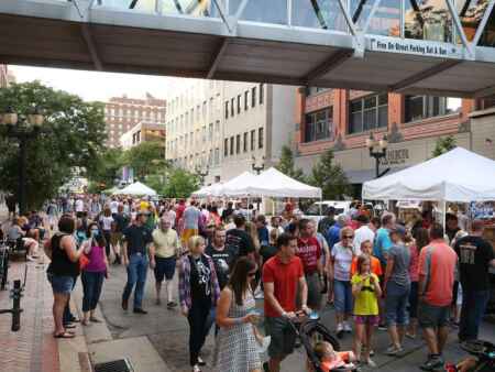 Cedar Rapids Downtown Farmers Market will remain drive-thru all summer; Market After Dark canceled