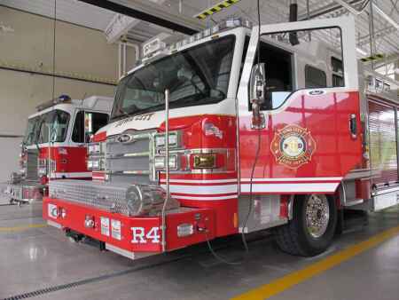 Iowa City Fire Department responds to camper fire