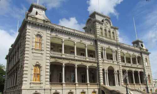 Royal Hawaiian: Palace gives glimpse into paradise lost for island monarchy