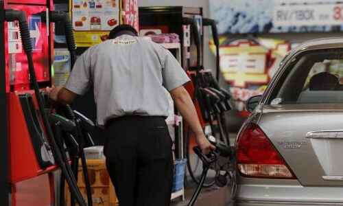 Low gasoline prices expected to continue